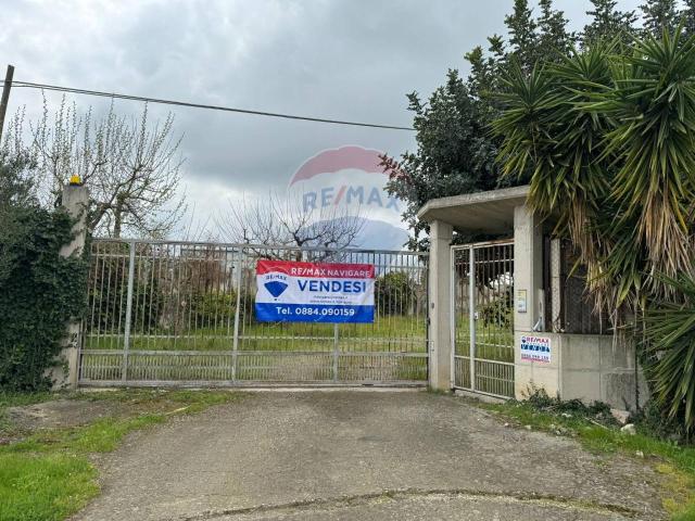 Capannone in vendita a Lucera