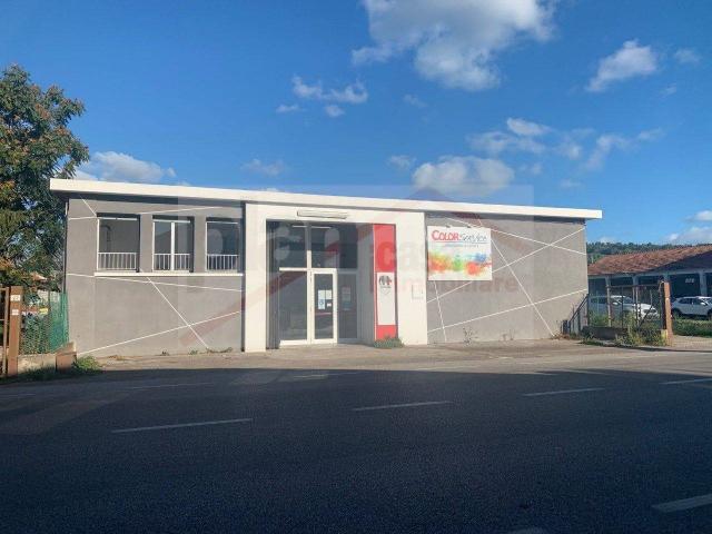 Capannone in vendita a Pesaro