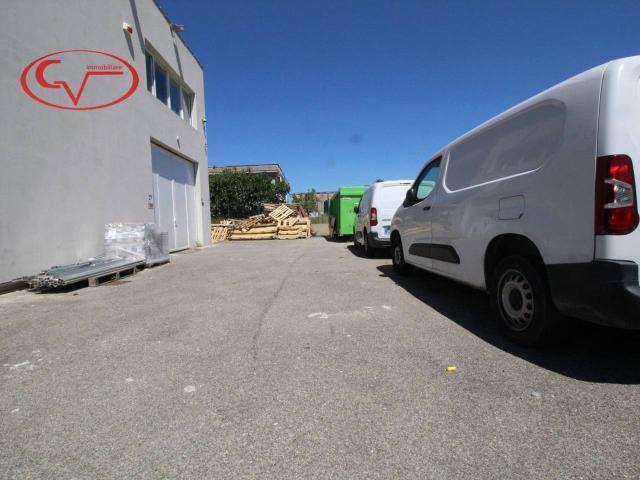 Capannone in vendita a San Giovanni Valdarno