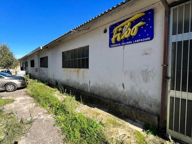 Capannone in vendita a Sassari