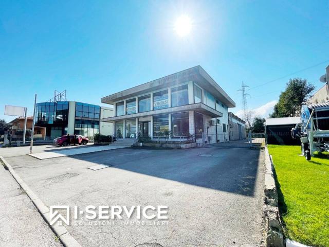 Capannone in vendita a Savignano Sul Rubicone