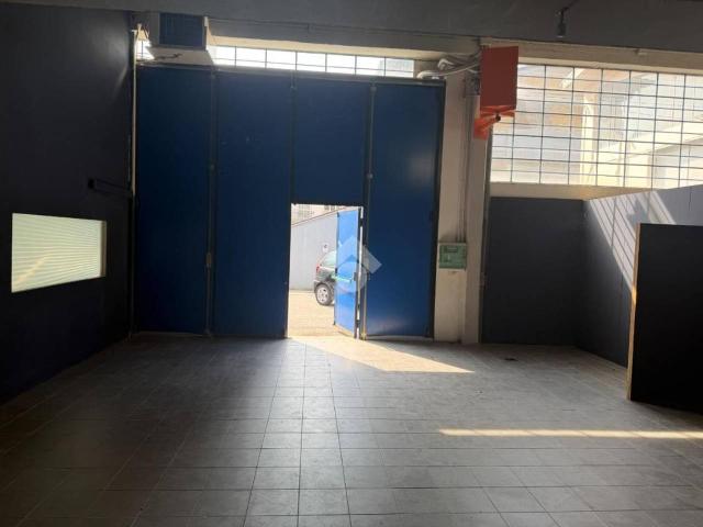 Capannone in vendita a Schio