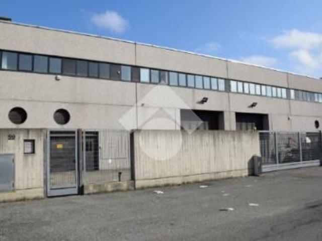 Capannone in vendita a Settimo Torinese