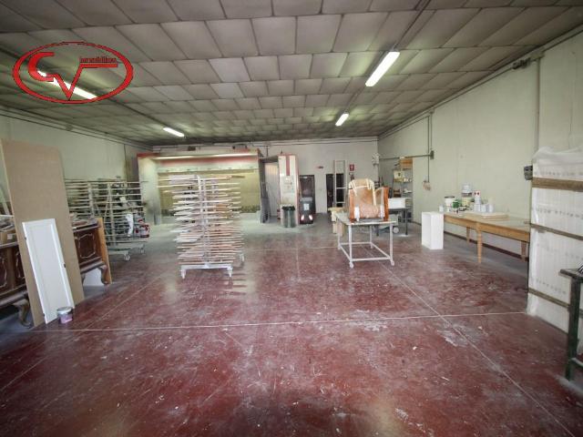 Capannone in vendita a Terranuova Bracciolini