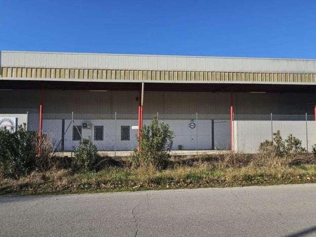Capannone in vendita a Todi