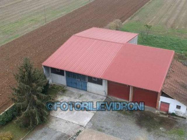 Capannone in vendita a Tronzano Vercellese