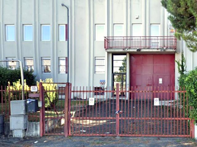 Capannone in vendita a Trofarello, Vado'