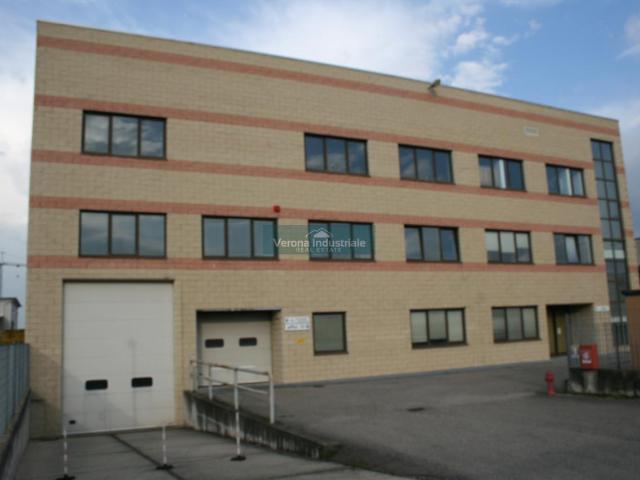 Capannone in vendita a Valeggio Sul Mincio