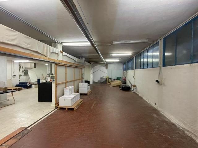 Capannone in vendita a Zanica