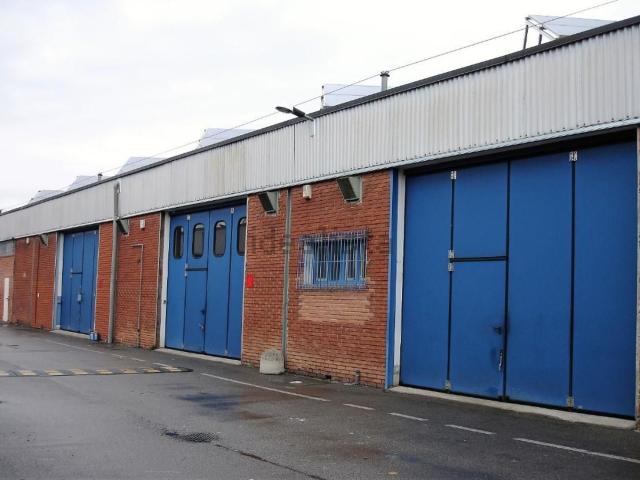 Capannone in vendita di 400 m²