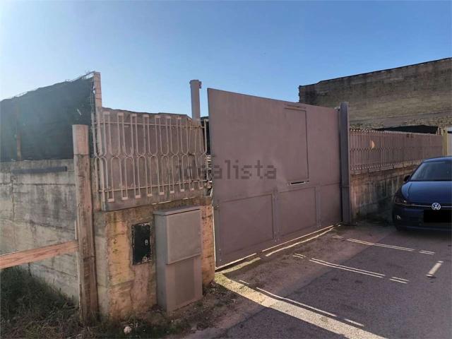 Capannone in vendita di 400 m²