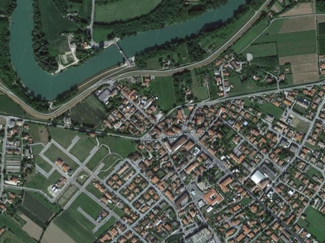 Capannone in vendita di 400 m² in Via argine san marco, 40