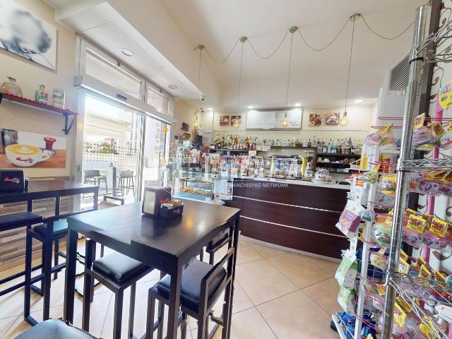Capannone in vendita di 40 m² in Via Attilio Biasco, 23