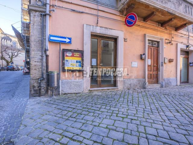 Capannone in vendita di 40 m² in Via Cavour