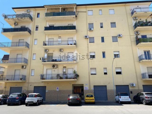 Capannone in vendita di 40 m² in Viale Virgilio, 7