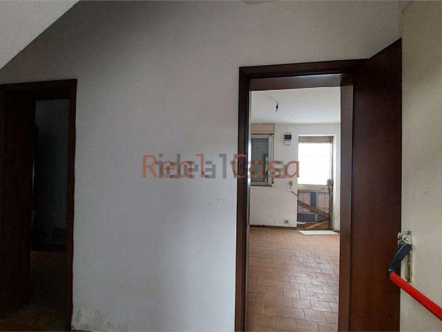Capannone in vendita di 415 m² in Via Nicola Porpora