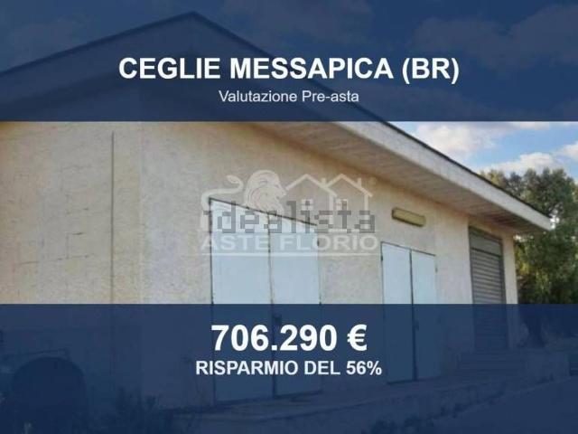 Capannone in vendita di 4194 m² in Contrada Fragnito