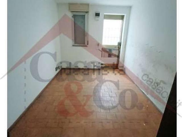 Capannone in vendita di 430 m² in Via dei Fonditori