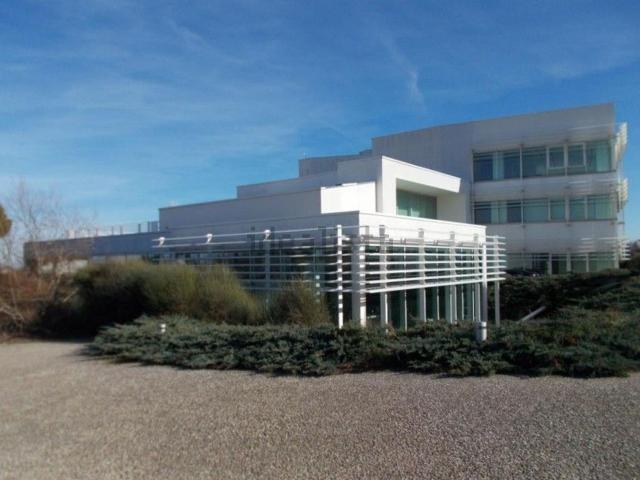 Capannone in vendita di 4414 m²