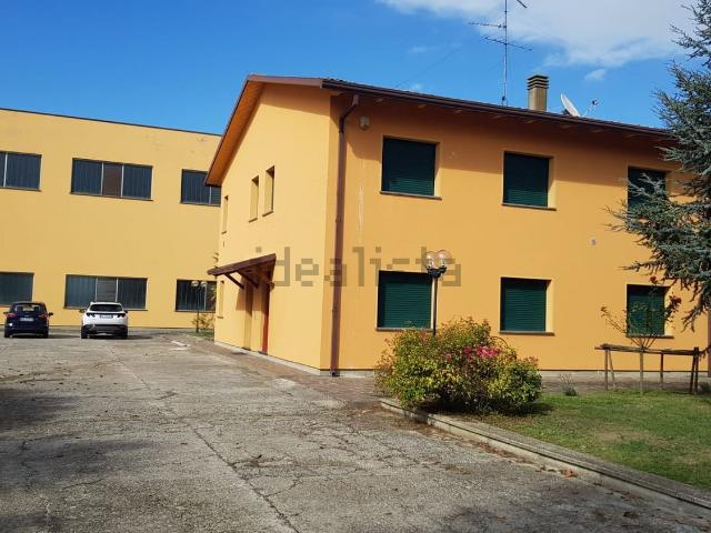 Capannone in vendita di 4500 m²