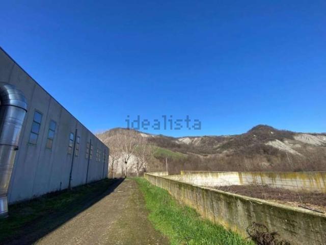 Capannone in vendita di 5000 m²