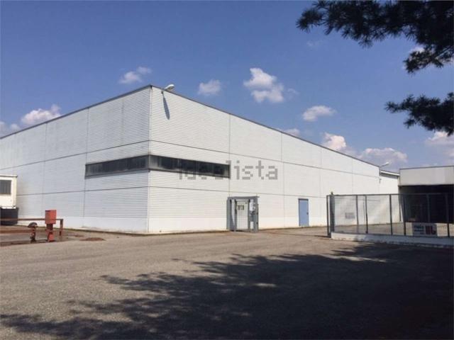 Capannone in vendita di 5000 m²