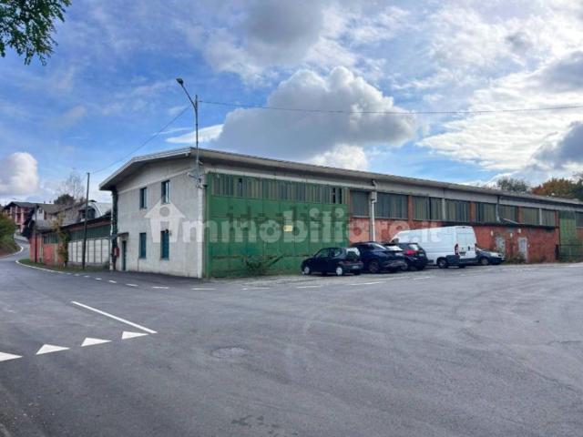 Capannone in vendita di 5000 m² in Piazza Italia, 11