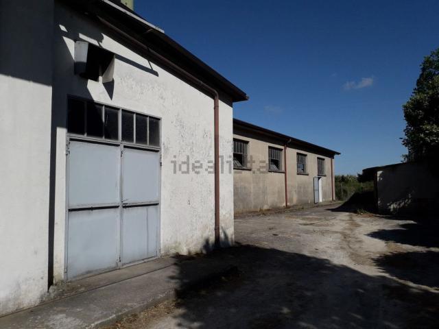 Capannone in vendita di 500 m²