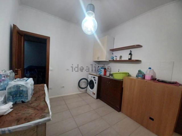 Capannone in vendita di 519 m²