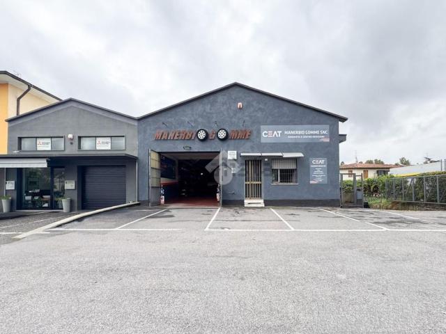 Capannone in vendita di 520 m² in Via Brescia, 20