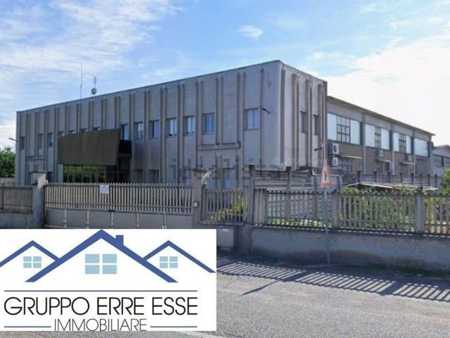 Capannone in vendita di 5366 m² in Via Torino, 181