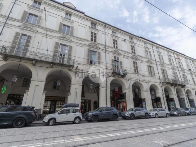 Capannone in vendita di 55 m² in Via Po