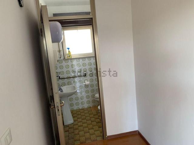 Capannone in vendita di 568 m²