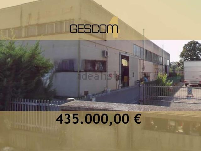 Capannone in vendita di 5692 m² in Via del Lavoro