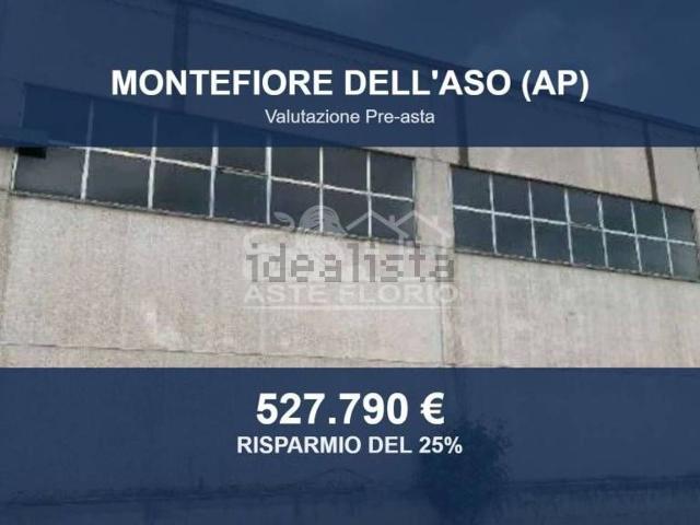 Capannone in vendita di 578 m² in Contrada Menocchia, 29