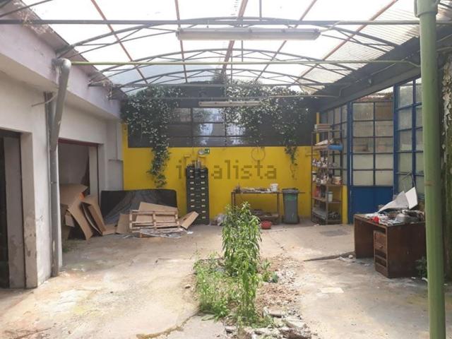 Capannone in vendita di 580 m² in Via Luigi Ornato, 146