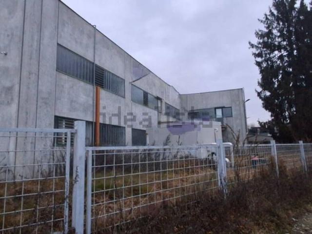 Capannone in vendita di 5815 m² in Via Sacco e Vanzetti