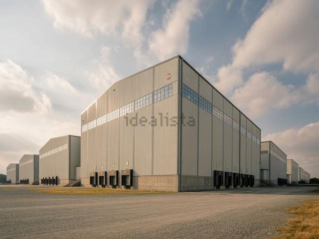 Capannone in vendita di 6000 m² in Viale Roma, 15