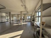 Capannone in vendita di 600 m²