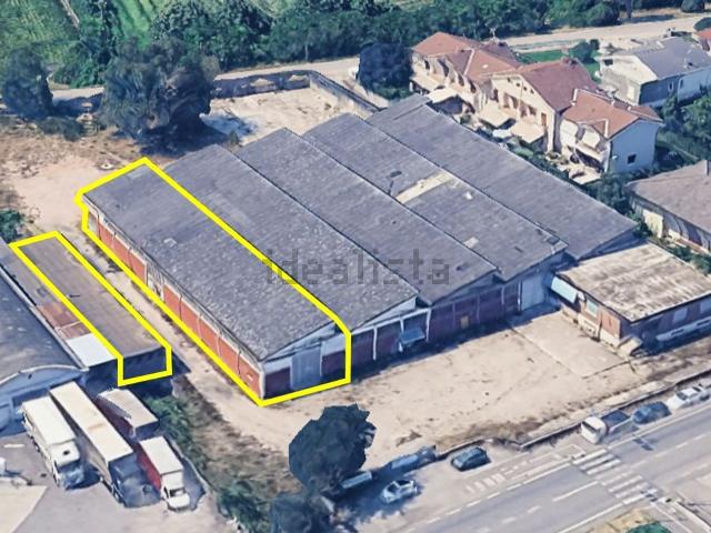 Capannone in vendita di 600 m²