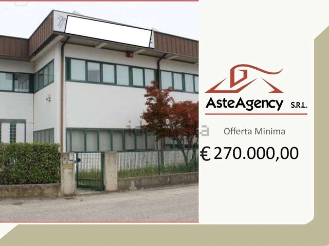 Capannone in vendita di 610 m² in Via dell&apos  Artigianato, 39