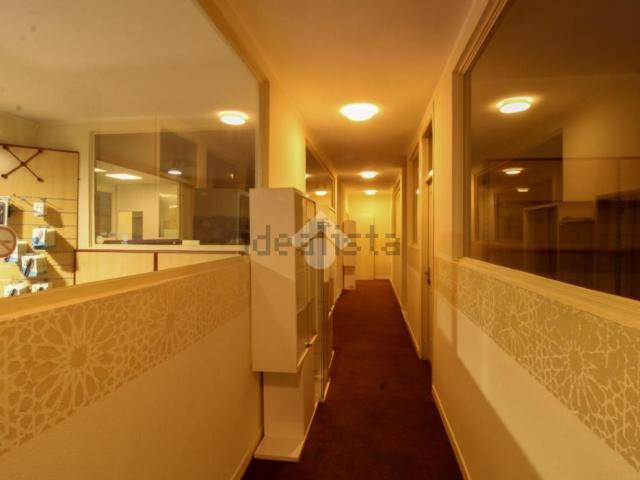 Capannone in vendita di 650 m² in Via Berlino