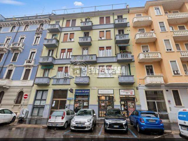 Capannone in vendita di 68 m² in Via Moretto da Brescia, 27