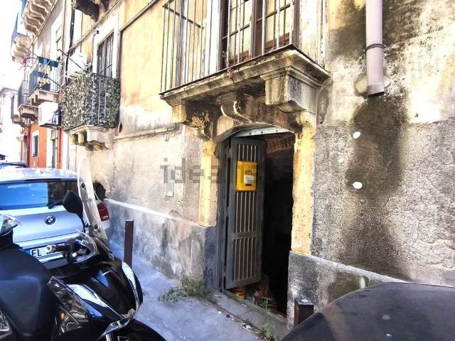 Capannone in vendita di 70 m² in Via Grimaldi, 27