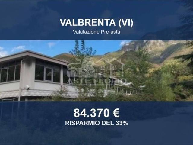 Capannone in vendita di 7162 m² in Via Oliero di Sotto