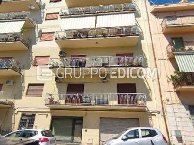 Capannone in vendita di 71 m² in Via Tommaseo