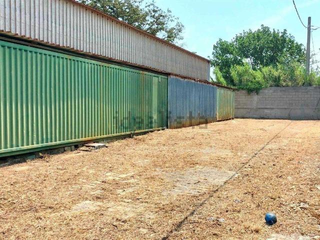 Capannone in vendita di 750 m²