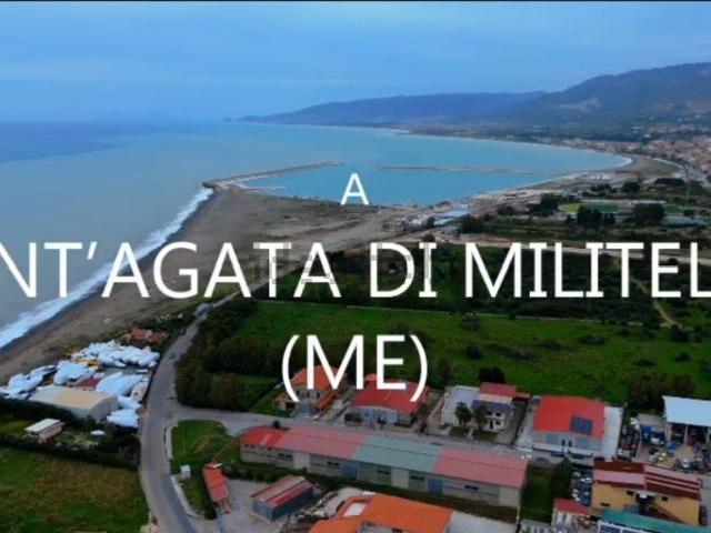 Capannone in vendita di 760 m² in Contrada Piana