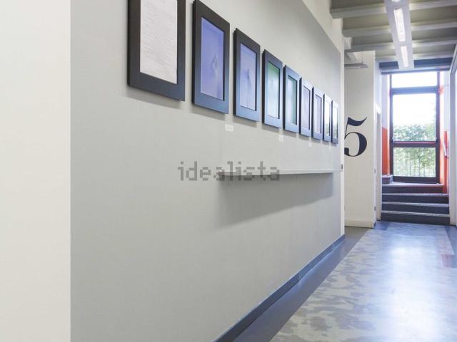 Capannone in vendita di 777 m² in Via Enrico Caviglia, 3