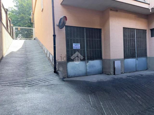 Capannone in vendita di 78 m² in Viale A Gramsci, 16